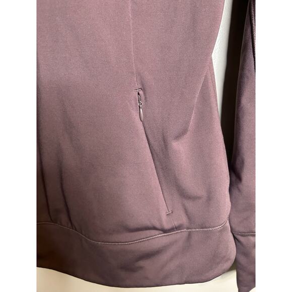 Calla by Carrie Underwood 1/2 Zip Pullover. Size Medium - Picture 3 of 5